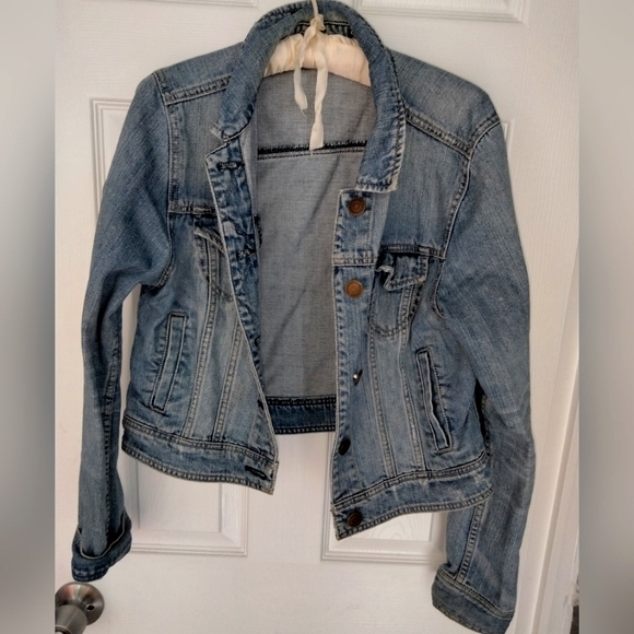 Vintage American Eagle Croppish denim jacket has adjustable band size Large - Picture 1 of 8